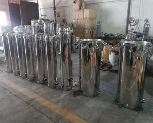 水處理前置過濾器內(nèi)部是怎么構(gòu)成的