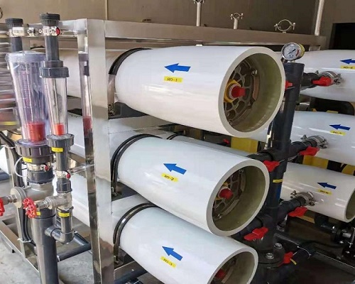 反滲透設(shè)備一般能使用幾年？-藍(lán)膜