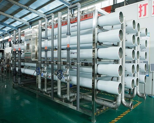 工業(yè)純水設(shè)備的使用年限是多久？-藍膜