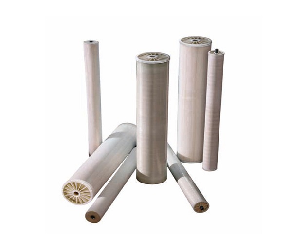 納濾膜與反滲透膜哪個(gè)更貴？-藍(lán)膜