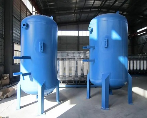 碳鋼過濾器使用的是什么材質(zhì)？-藍(lán)膜