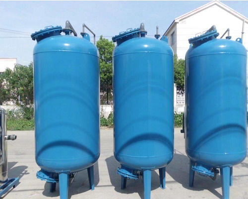 碳鋼過(guò)濾器在水處理中的用途-藍(lán)膜